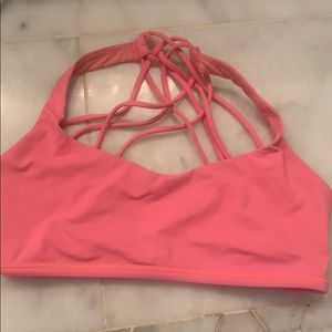 sports bra